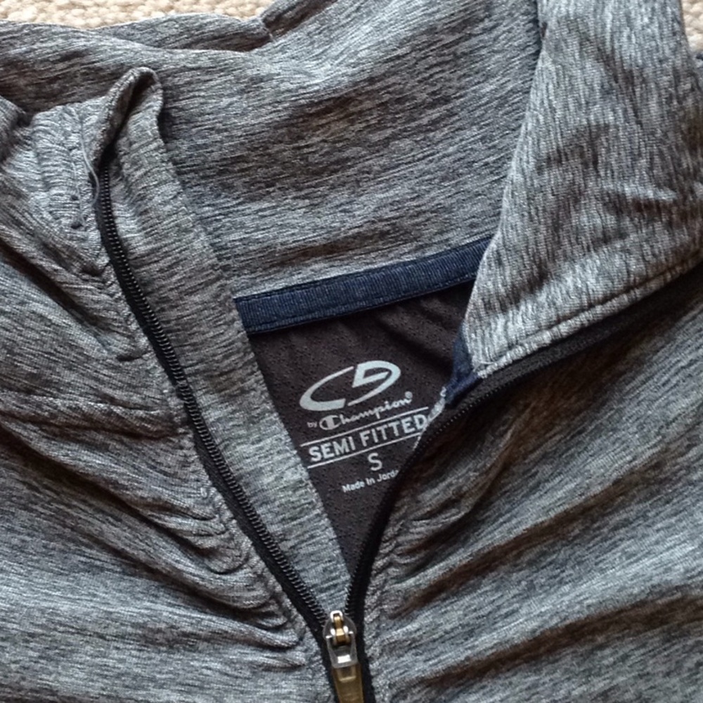 Champion semi-fitted work out long sleeved top - Picture 3 of 8